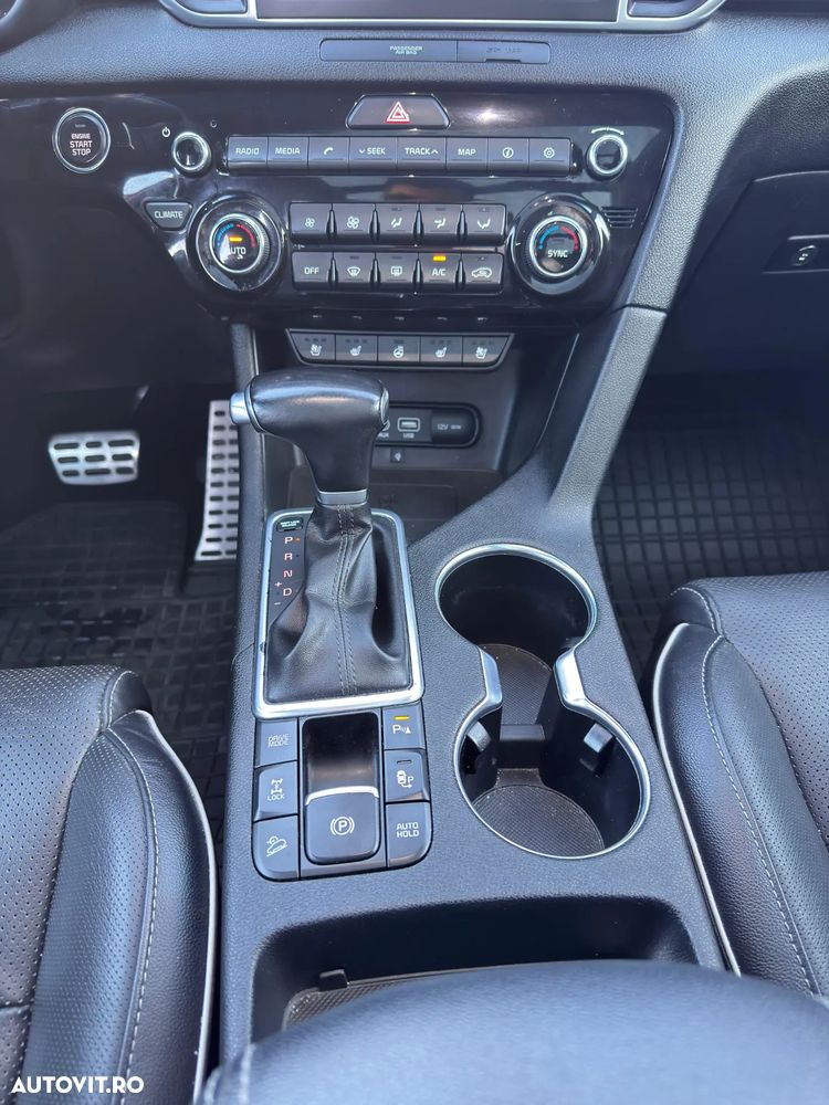 Kia Sportage 1.6 T-GDI 7DCT 4x4 GT Line - 8