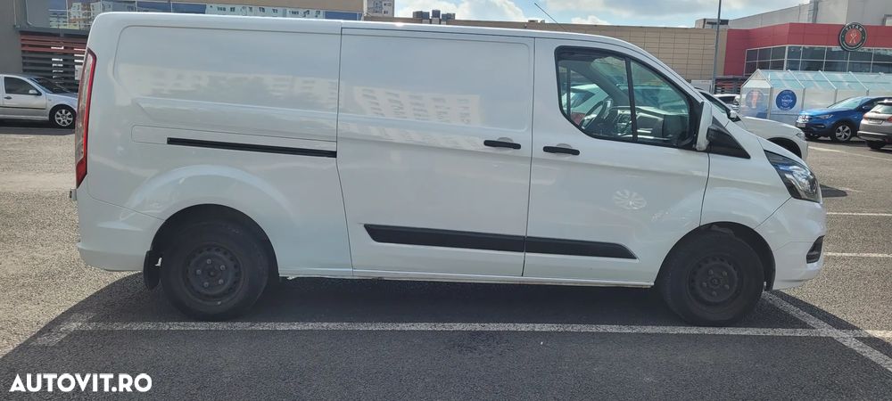Ford Transit Custom - 11