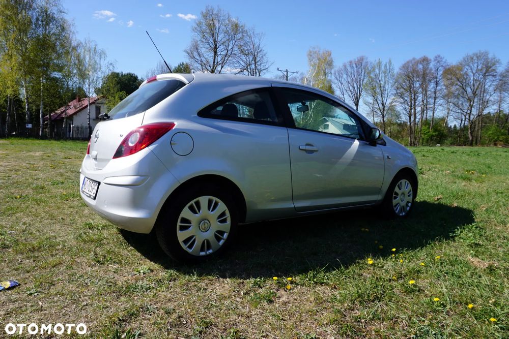 Opel Corsa 1.2 16V - 6