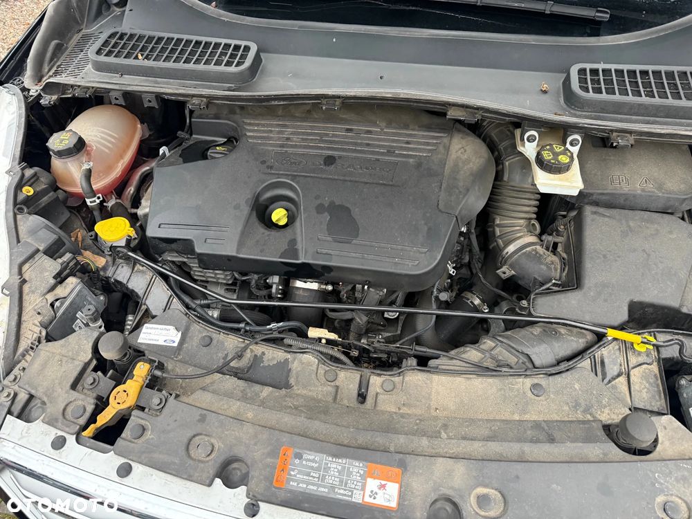 Ford Kuga 2.0 TDCi 4x2 Titanium - 15