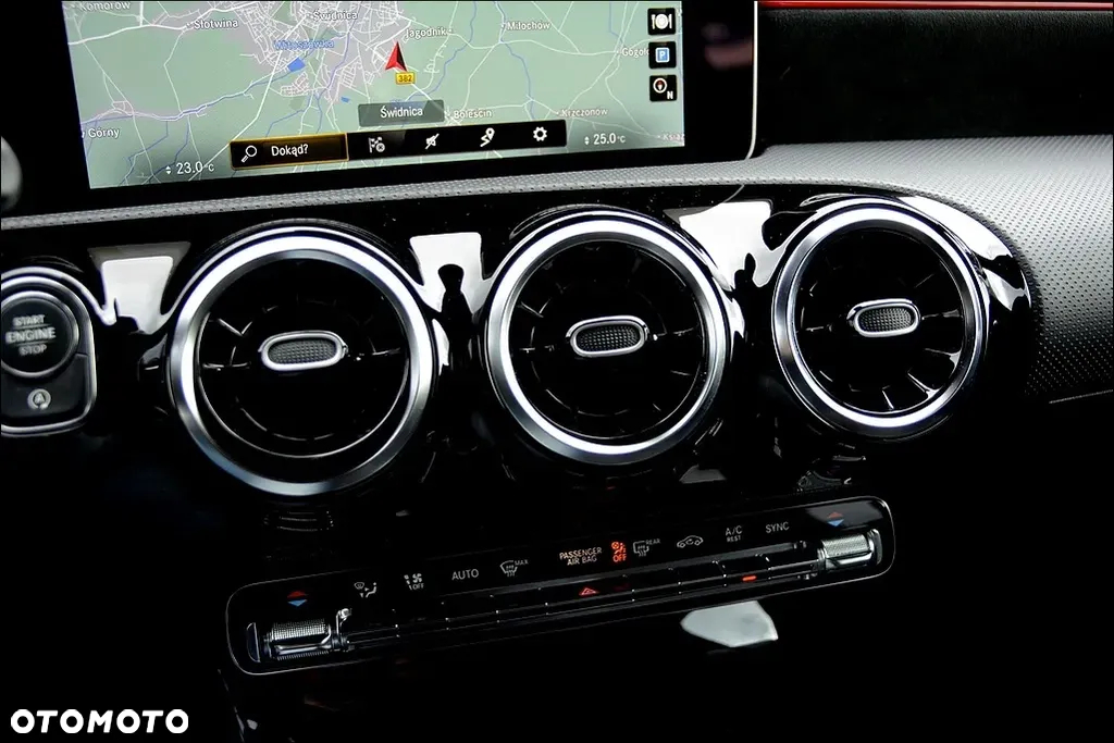 Mercedes-Benz Klasa A 180 AMG Line 7G-DCT - 28