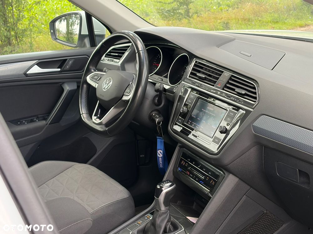 Volkswagen Tiguan 2.0 TDI SCR 4Mot Life DSG - 11
