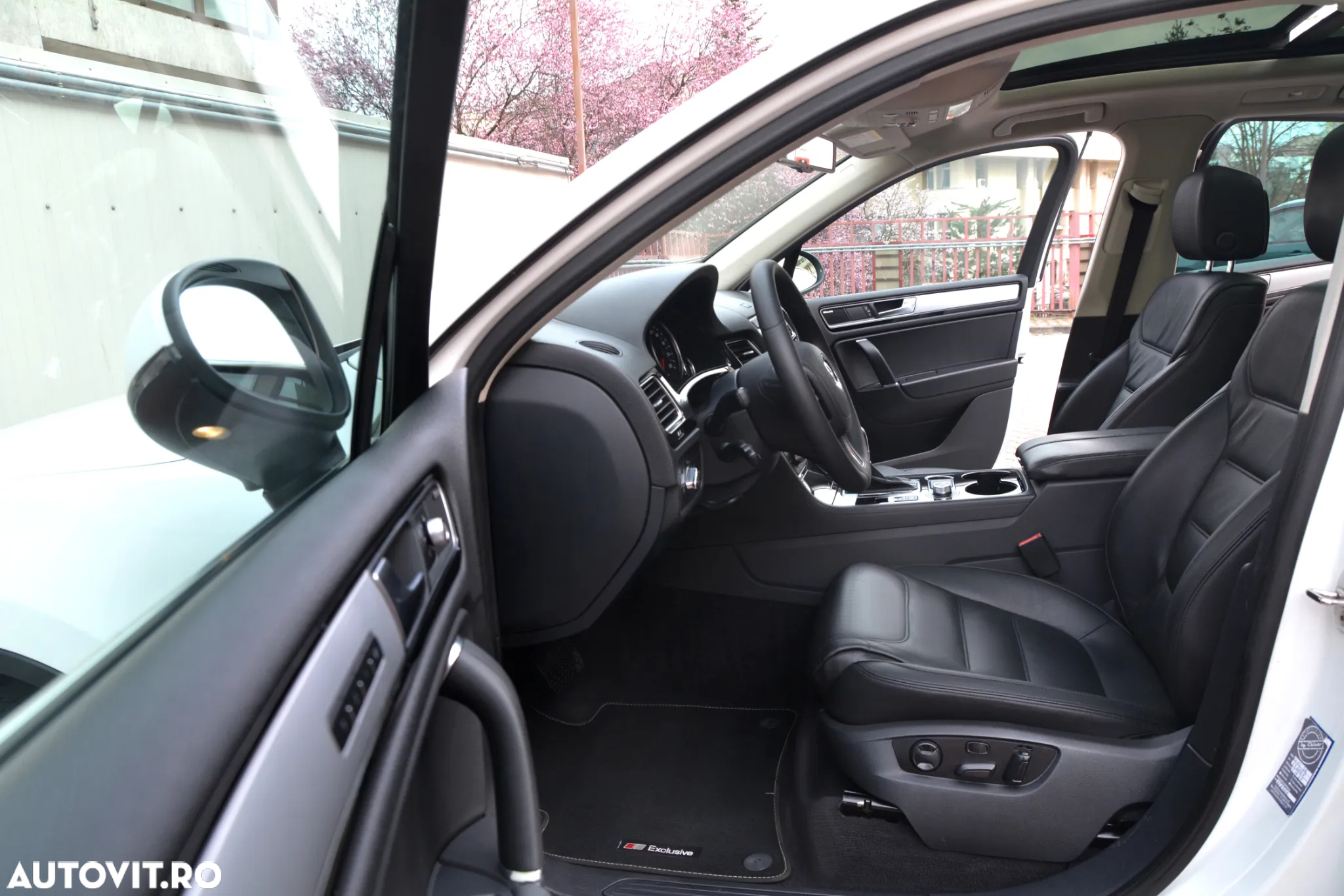 Volkswagen Touareg - 15