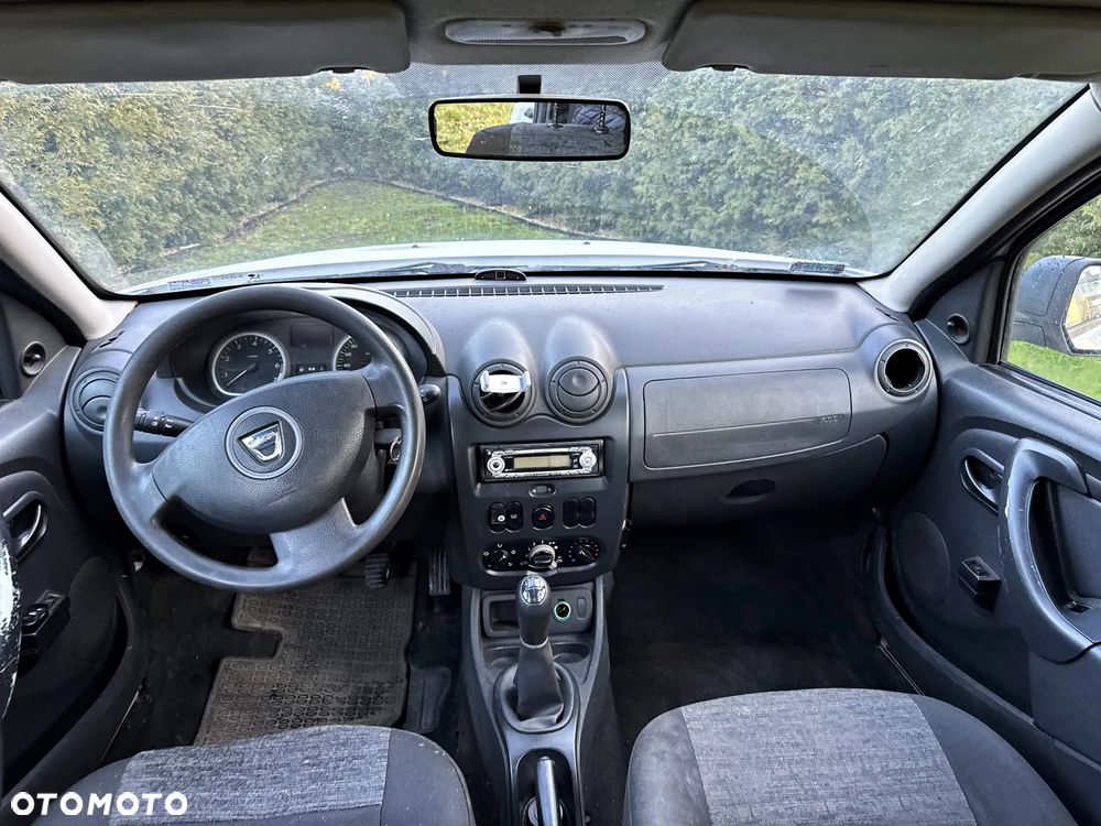 Dacia Duster 1.6 16V 4x2 Essentiel - 8