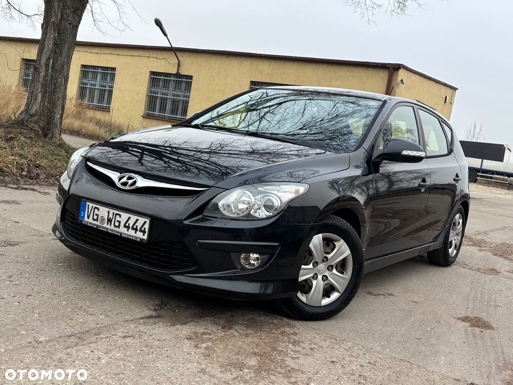 Hyundai i30 i30cw 1.6 CRDi FIFA WM Edition - 25