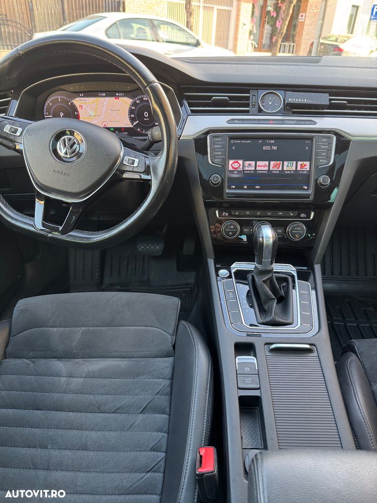 Volkswagen Passat - 13