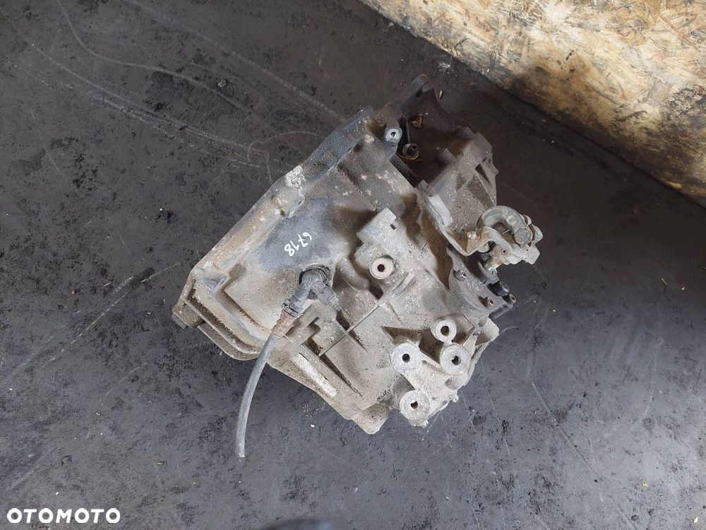 SKRZYNIA BIEGÓW OPEL ASTRA H 1.7 CDTI MANUAL 5 BIEGÓW F23 - 5