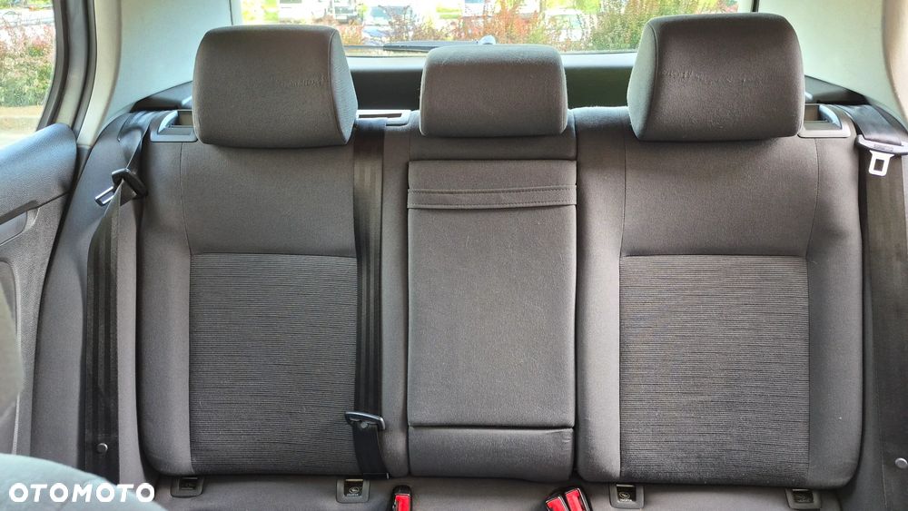 Volkswagen Golf 1.9 TDI Comfortline - 24