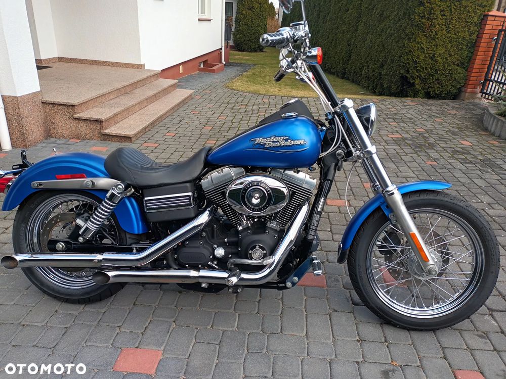 Harley-Davidson Dyna Street Bob - 16