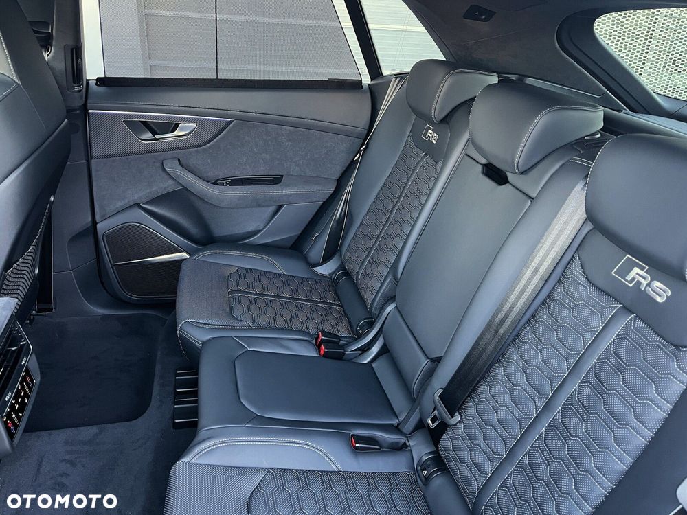 Audi RS Q8 - 27