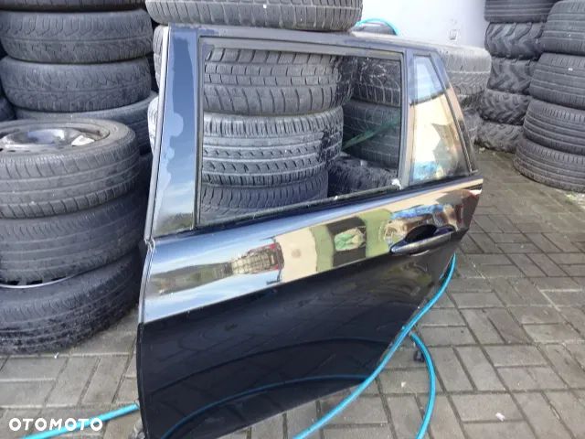 Tylne lewe drzwi BMW E91 Kod lakieru 475 - 1