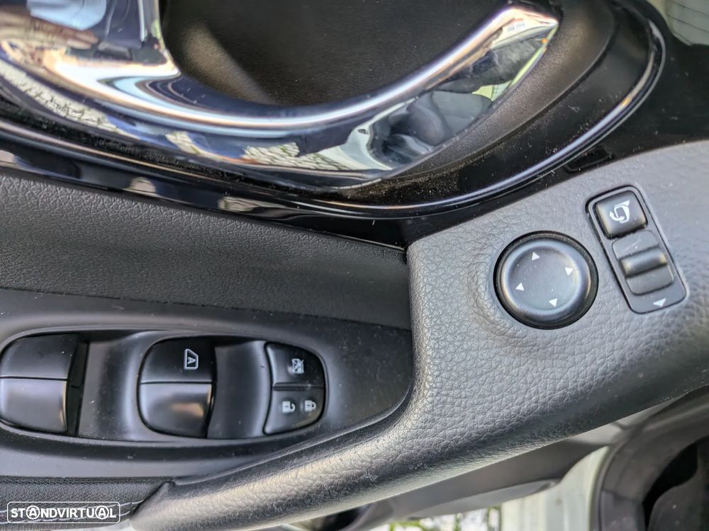 Nissan Qashqai 1.5 dCi 360 Pack S - 6