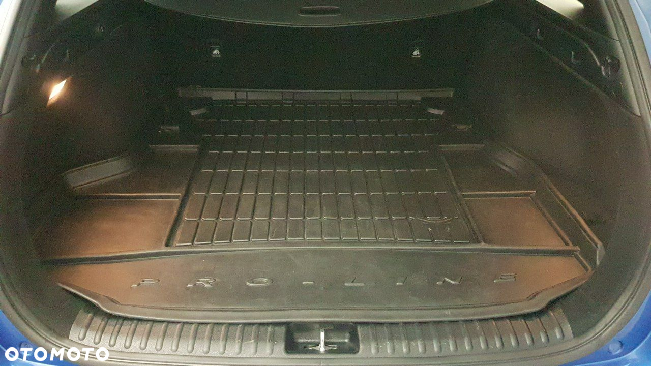 Kia Ceed - 23