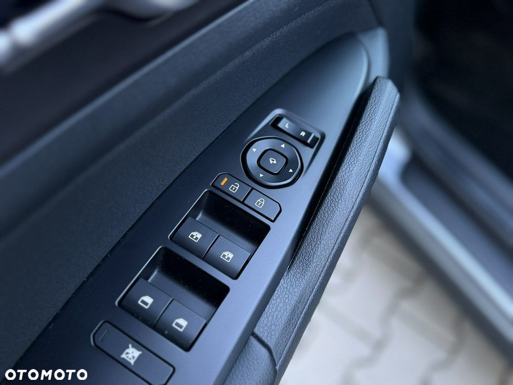 Kia Sportage 1.6 T-GDI L 4WD DCT - 36