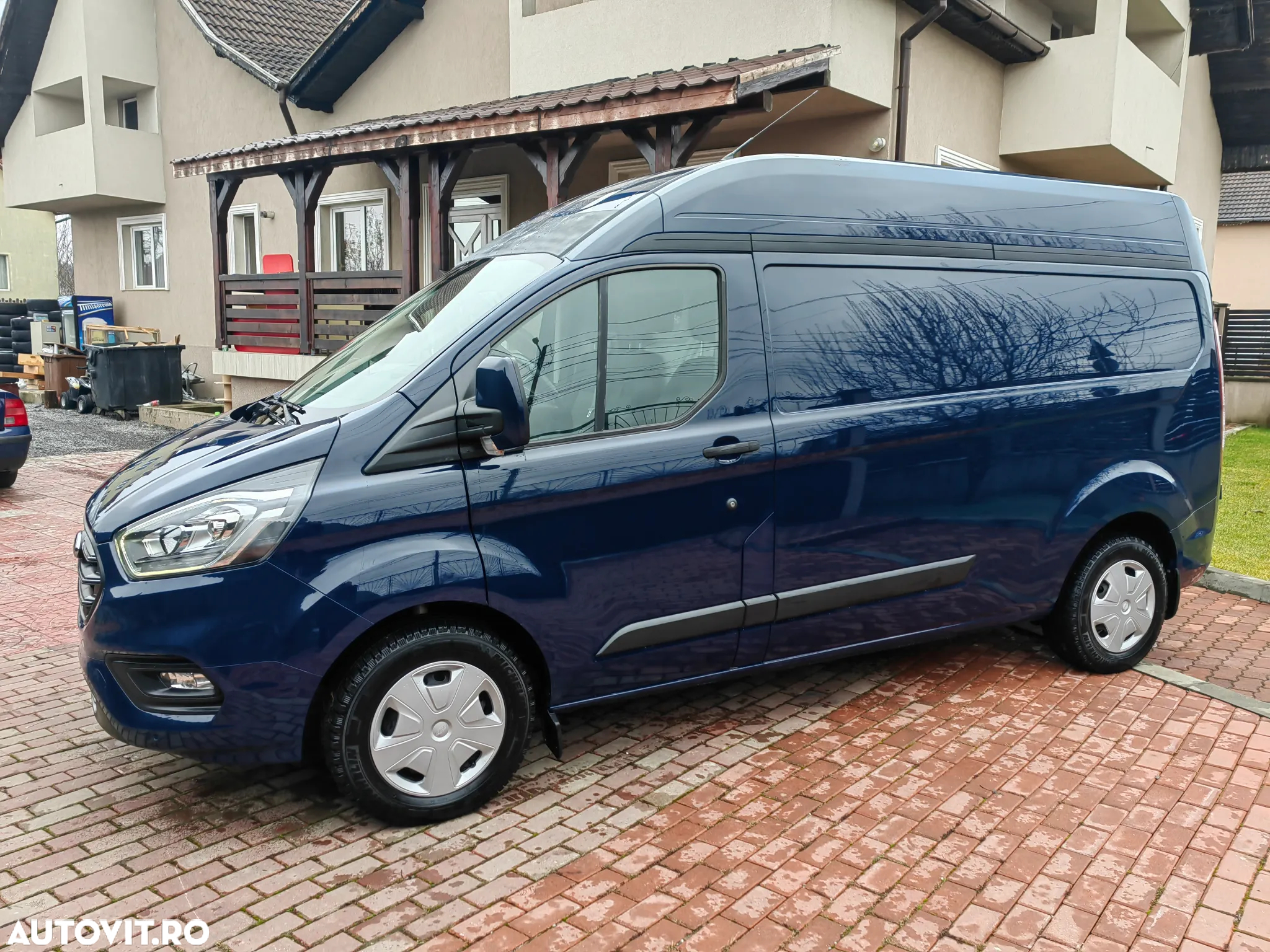 Ford Transit Custom - 8