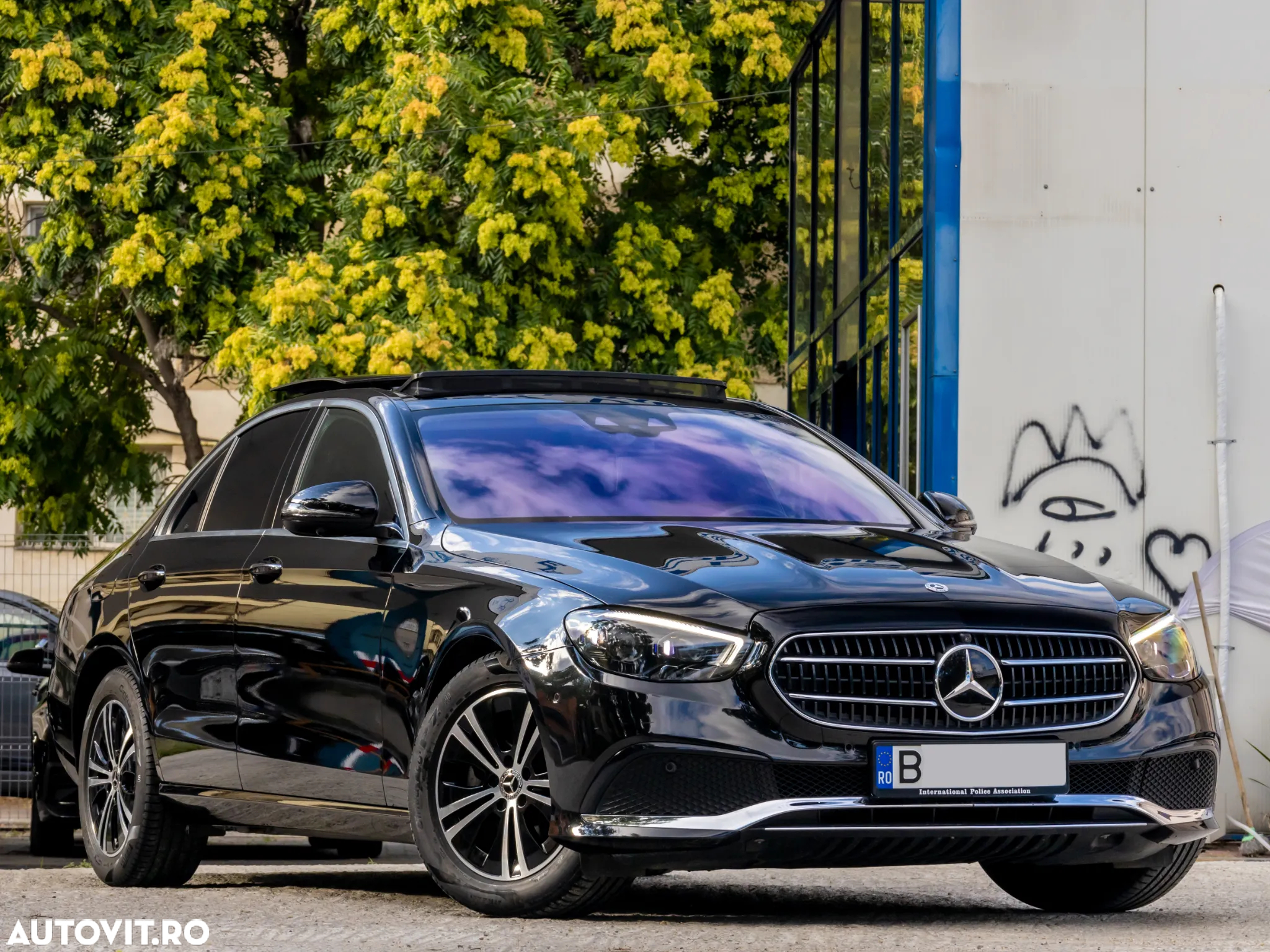 Mercedes-Benz E 200 MHEV 4MATIC Aut. - 2