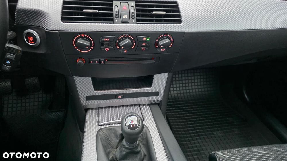 BMW Seria 5 523i - 16