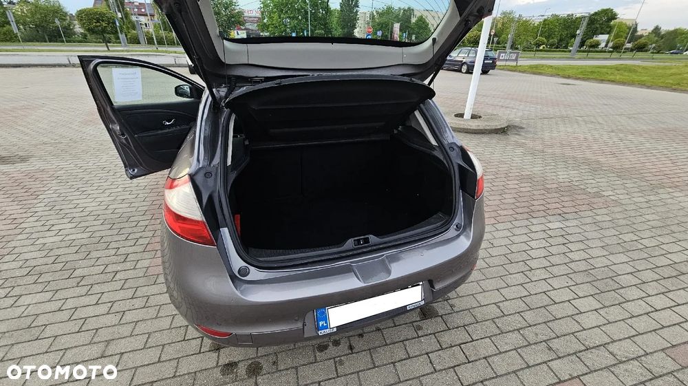 Renault Megane ENERGY dCi 110 Start & Stop Dynamique - 2