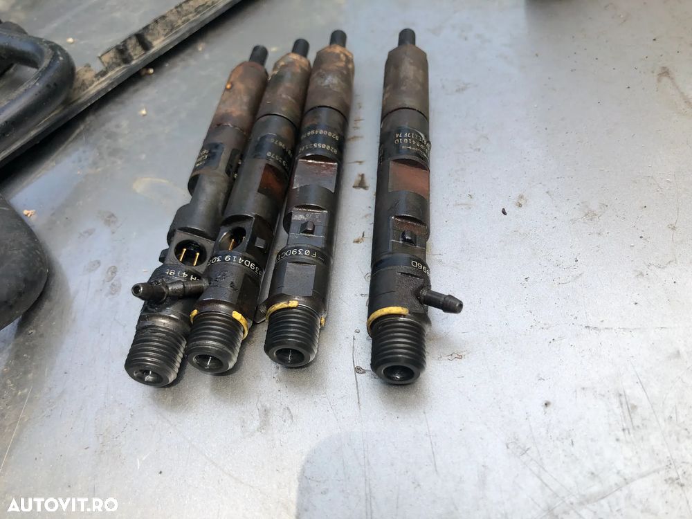 Injector/injectoare Dacia Logan 1.5 dci EURO 3 - 2