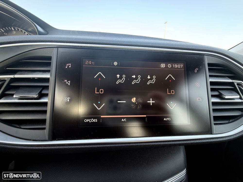 Peugeot 308 BlueHDi 130 Black Edition - 34