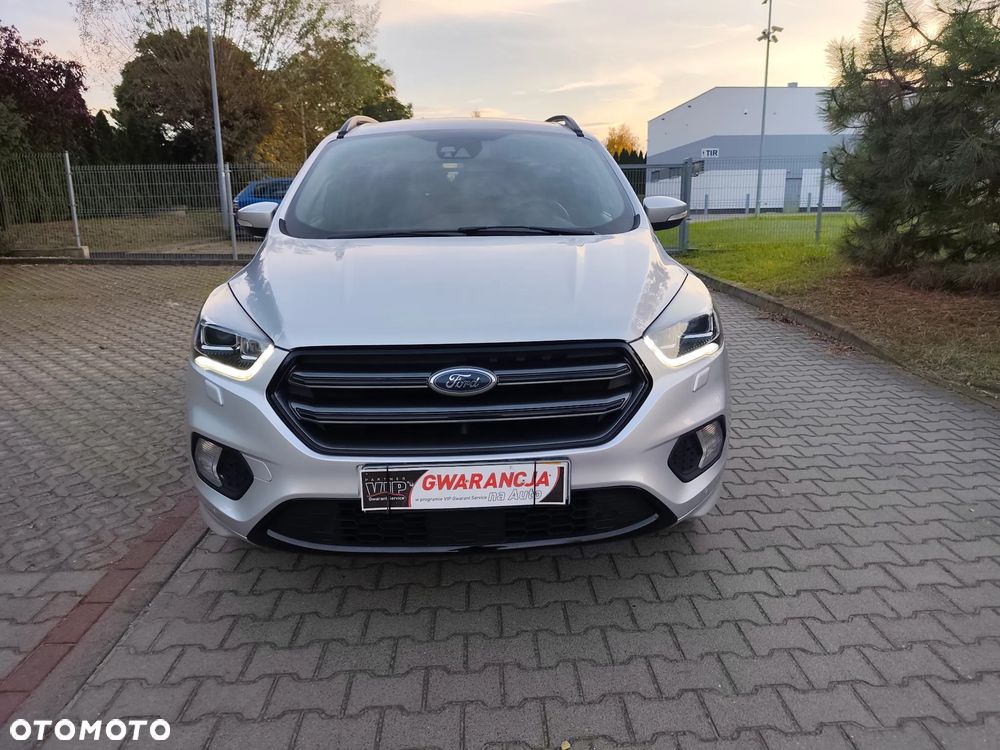 Ford Kuga 2.0 TDCi 2x4 ST-Line - 11