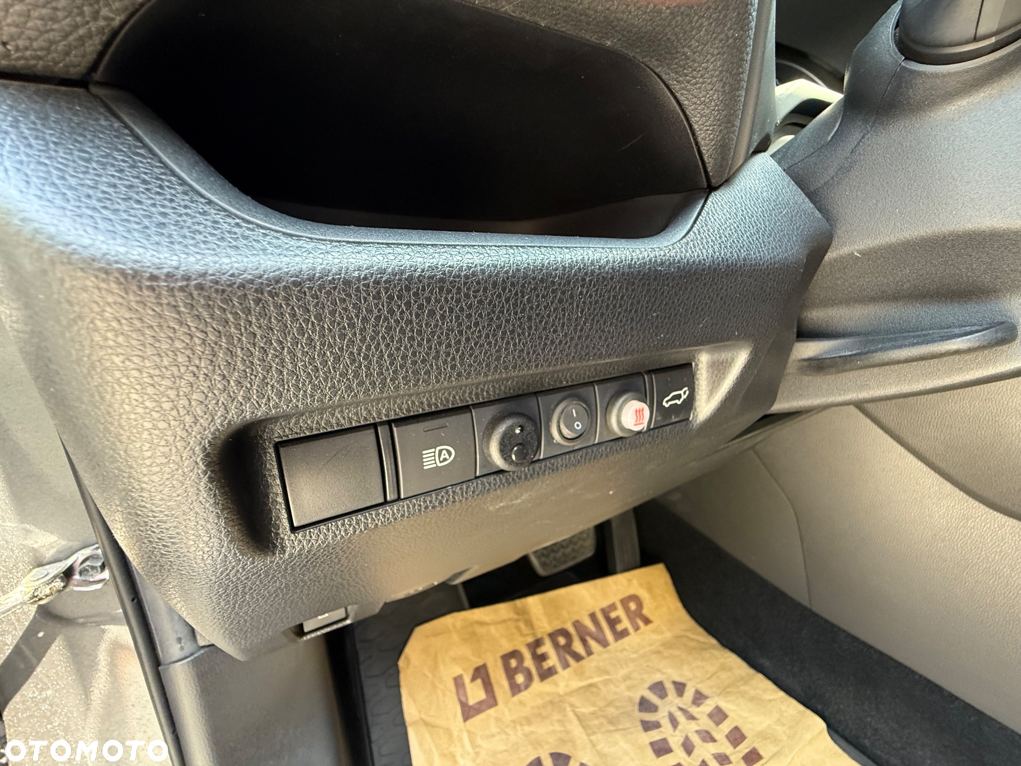 Toyota RAV4 2.5 Hybrid Comfort 4x4 - 37