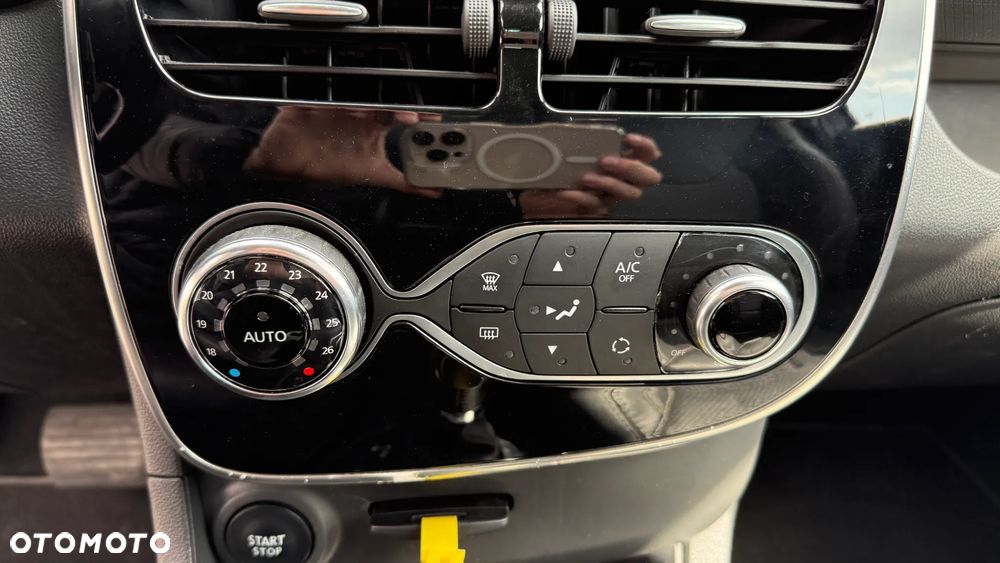 Renault Clio - 18