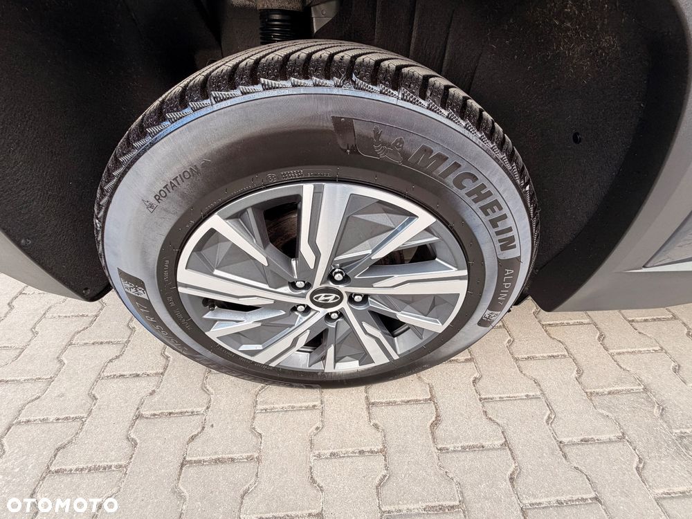 Hyundai Tucson - 16