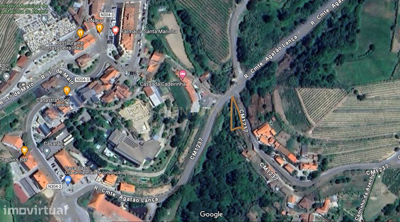 Grande moradia em ruina com terreno junto ao ribeiro, para reconstruçã - Grande imagem: 2/6