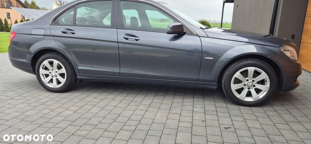 Mercedes-Benz Klasa C 220 CDI DPF BlueEFFICIENCY - 20