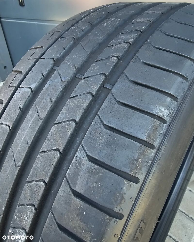 Pirelli P Zero 235/35R20 92 Y - 2