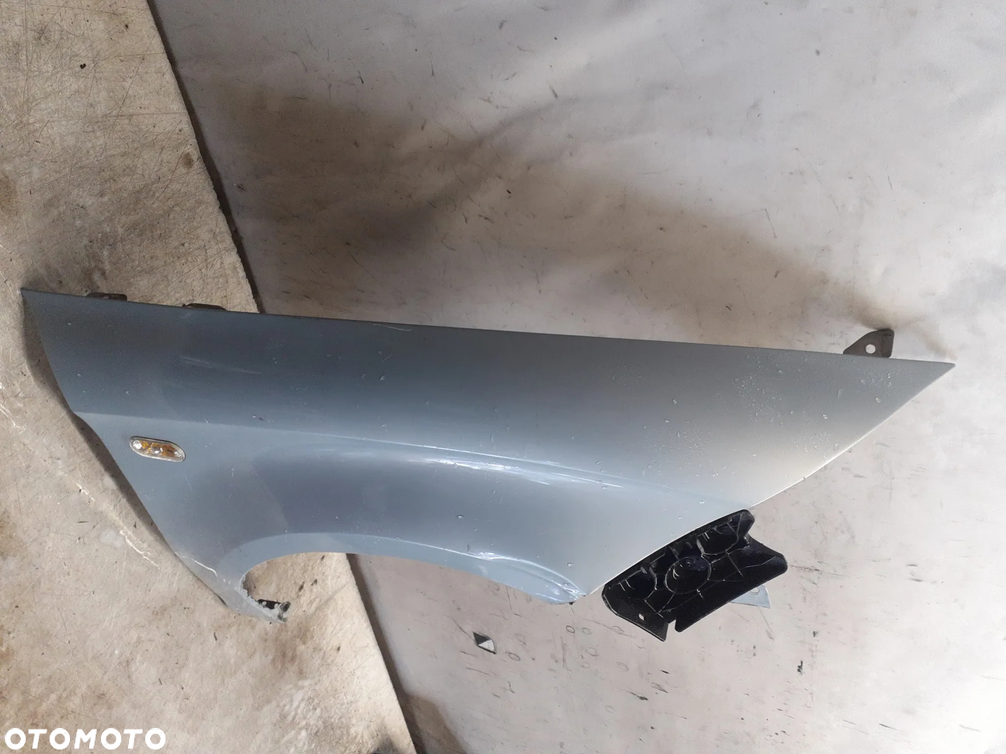 * BŁOTNIK PRAWY PRZÓD SEAT TOLEDO III ALTEA LST5 BŁĘKITNY POSIADA WGNIECENIE - 3