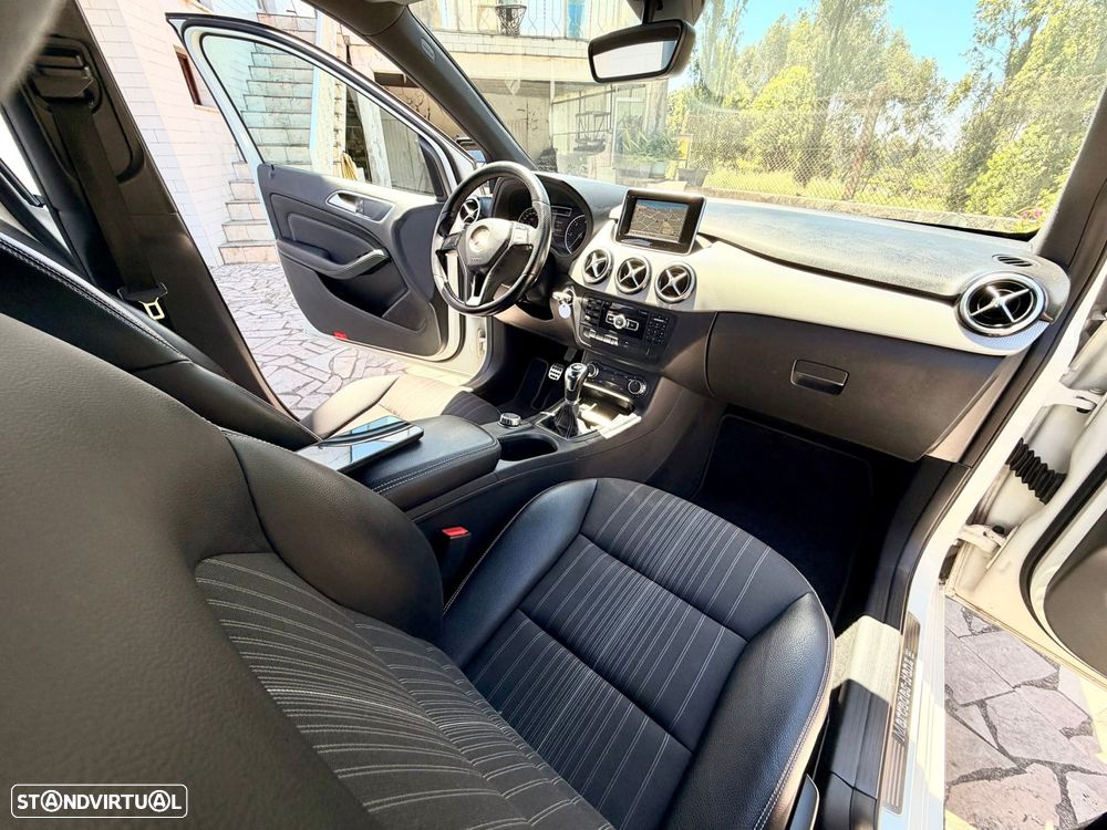 Mercedes-Benz B 180 CDI BlueEFFICIENCY - 30