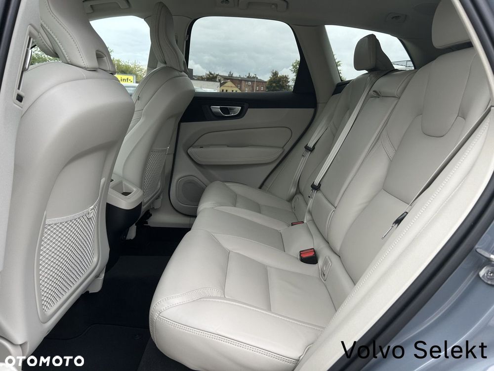 Volvo XC 60 - 31