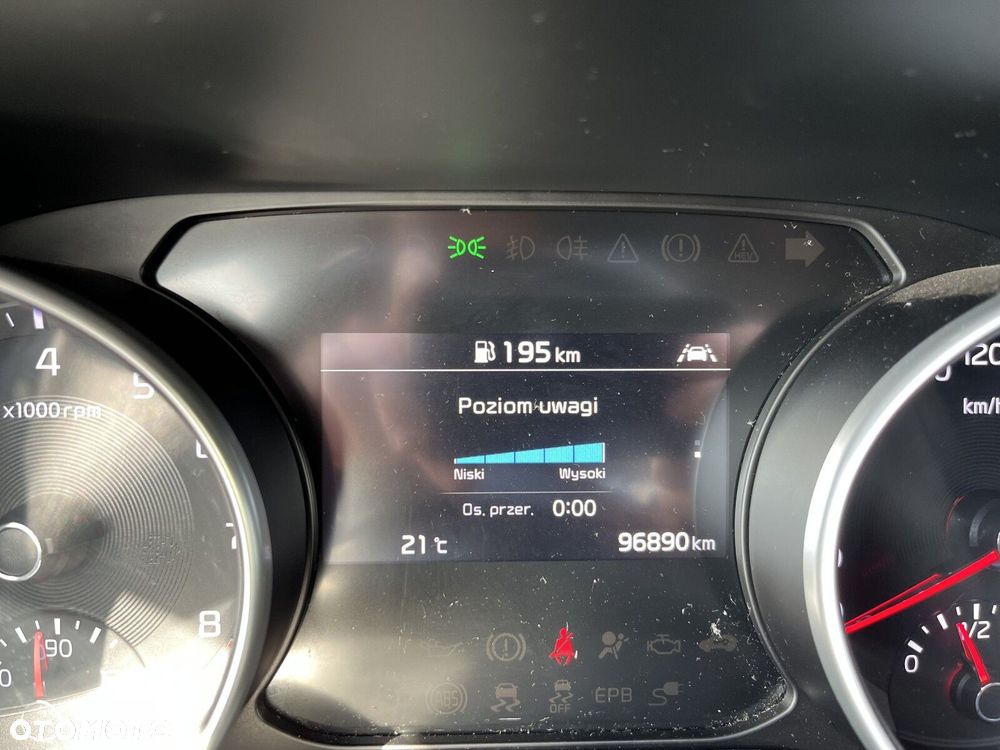 Kia XCeed - 33