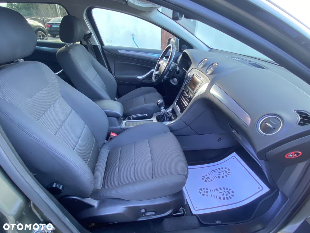 Ford Mondeo 2.0 TDCi Titanium - 35