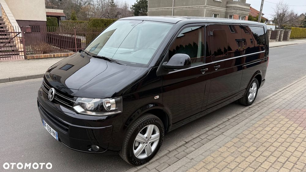 Volkswagen Multivan - 1