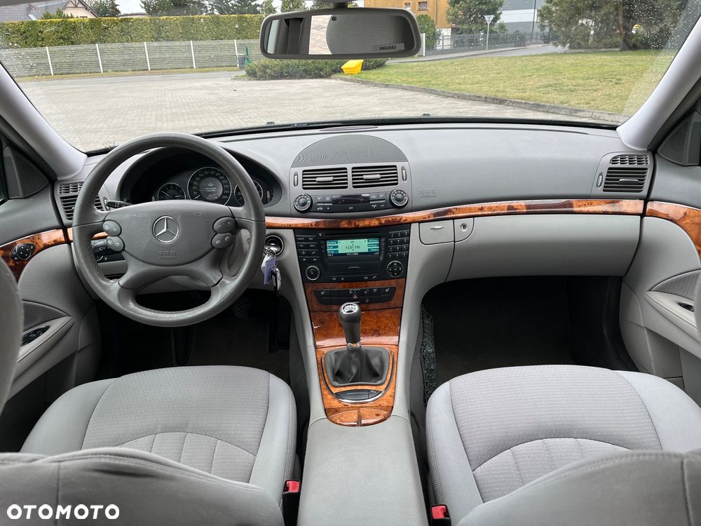 Mercedes-Benz Klasa E 200 Kompressor Elegance - 6