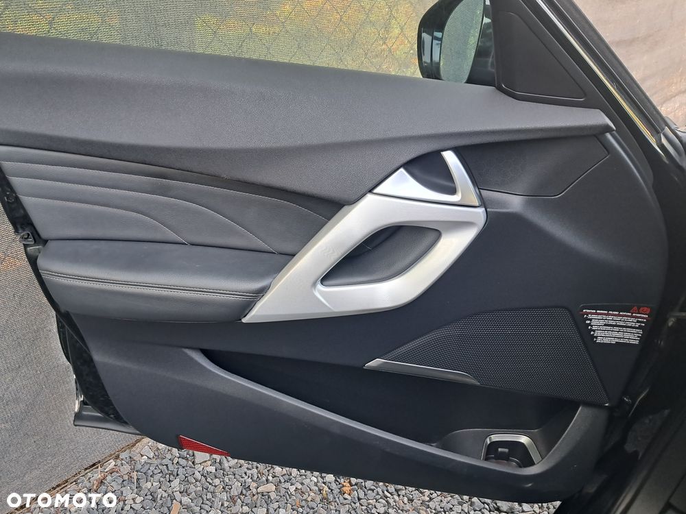 Citroën DS5 2.0 HDi Hybrid4 SoChic MCP - 27