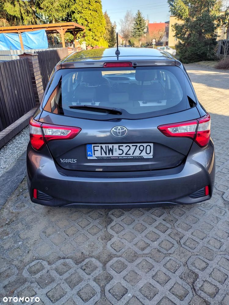 Toyota Yaris 1.5 Premium - 2