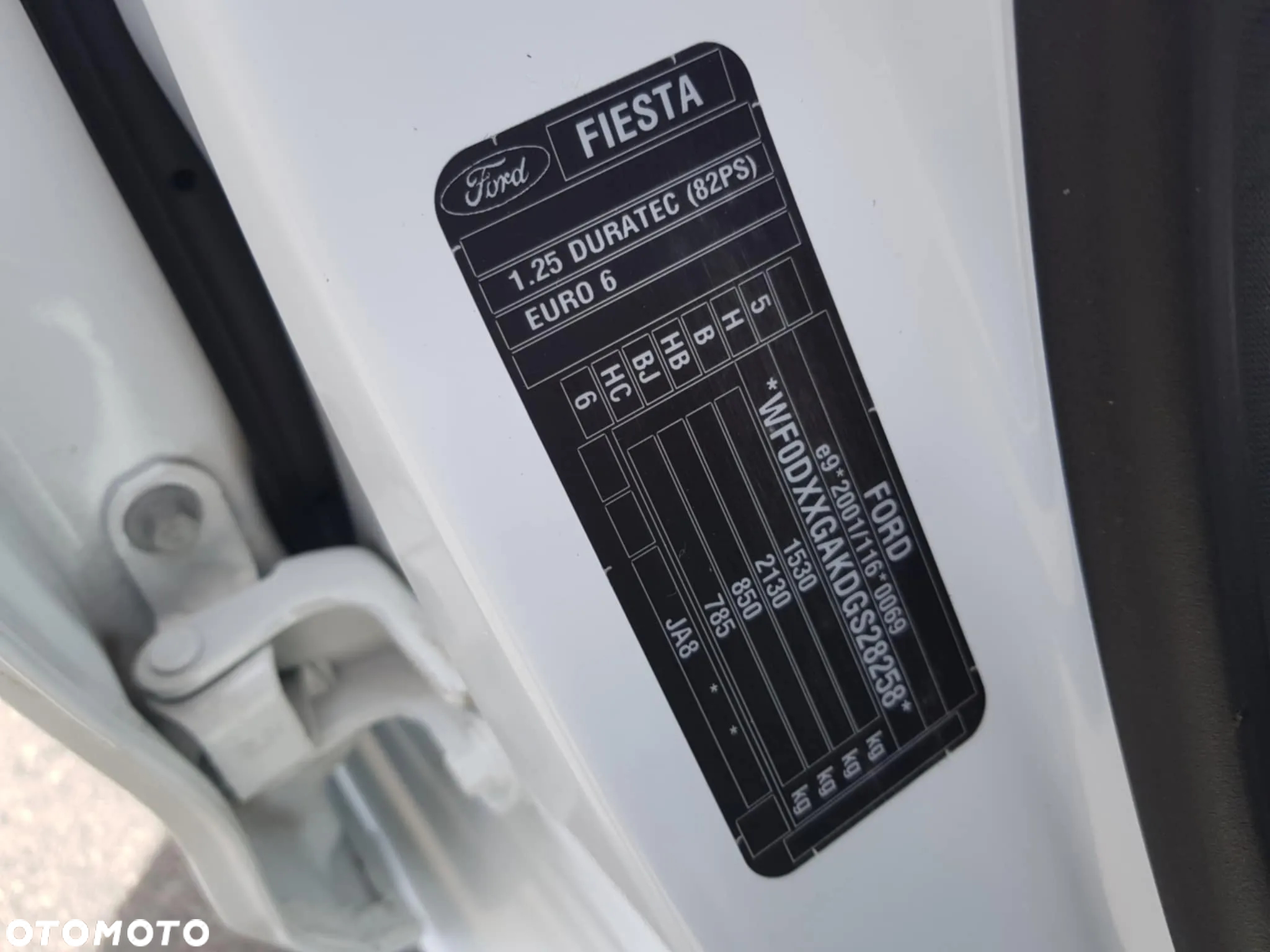 Ford Fiesta - 9