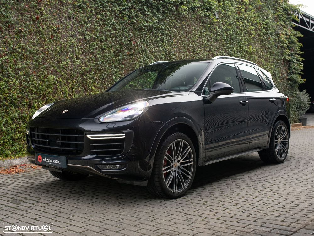 Porsche Cayenne Turbo Tiptronic S - 4