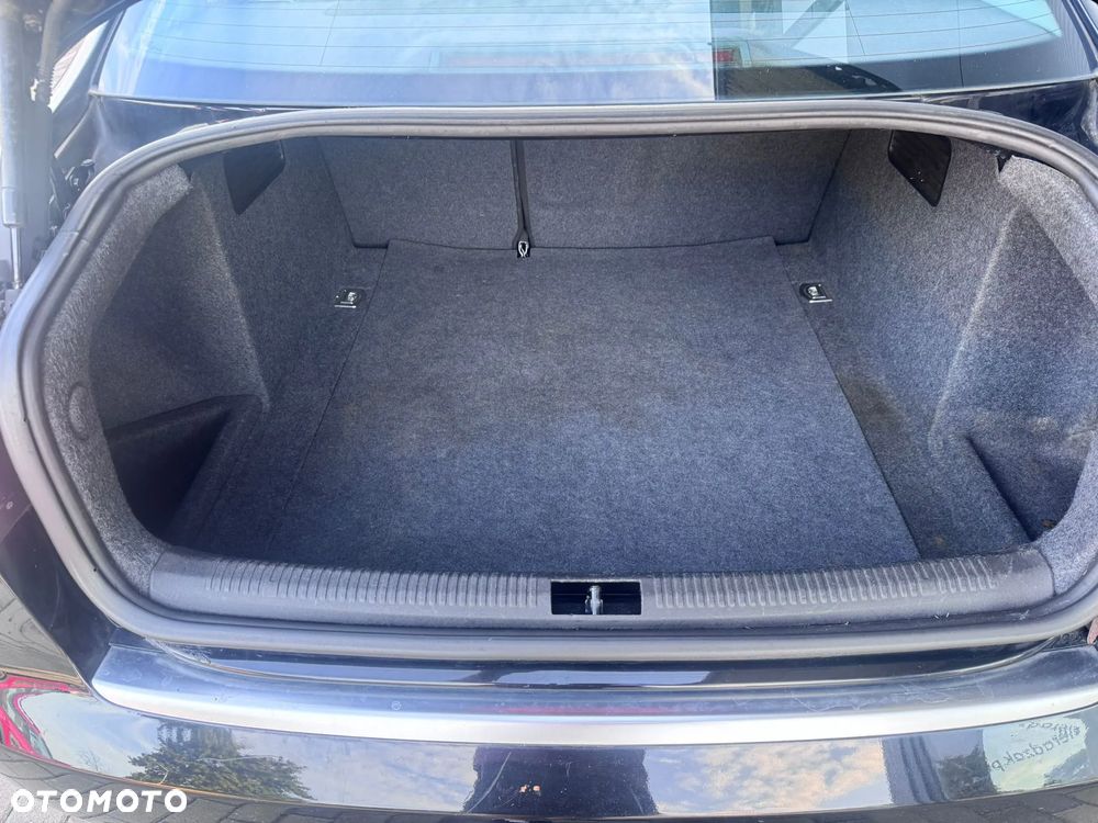 Audi A4 1.6 - 24