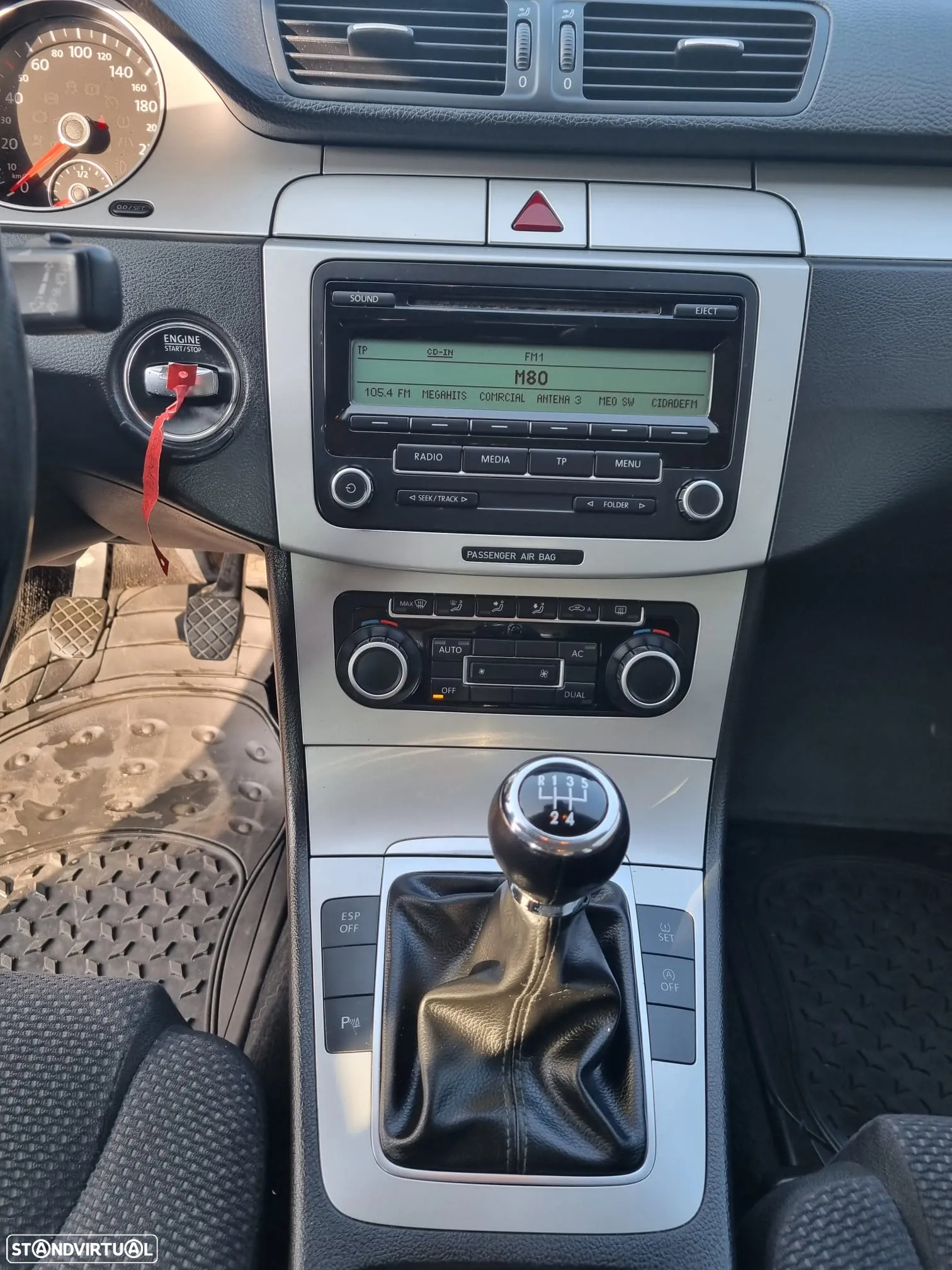 VW Passat 1.6 TDI BlueMotion - 8