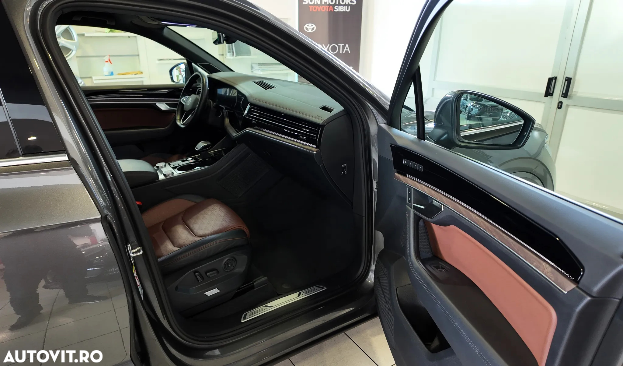 Volkswagen Touareg 3.0 V6 TDI 4Motion DPF Automatik R-Line - 15