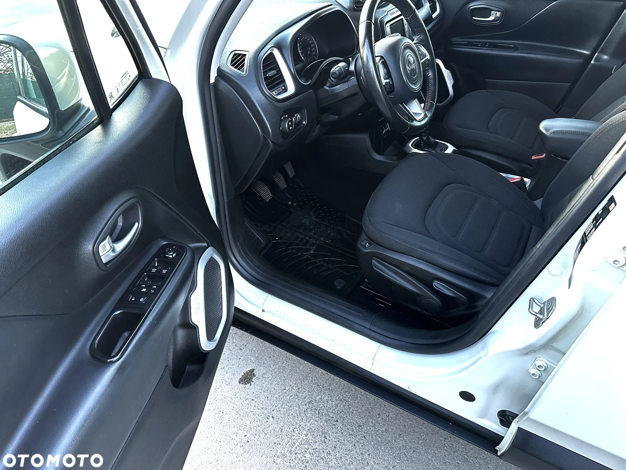Jeep Renegade 1.4 MultiAir Limited FWD S&S - 19