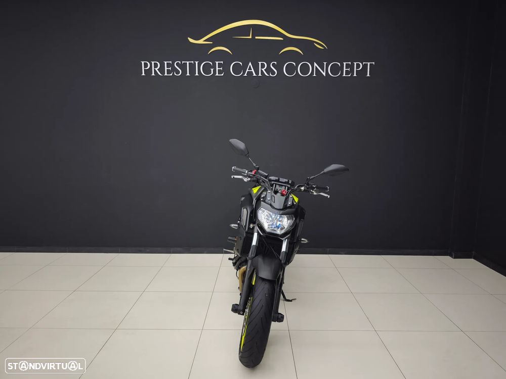 Yamaha MT-07 Night Fluo - 8