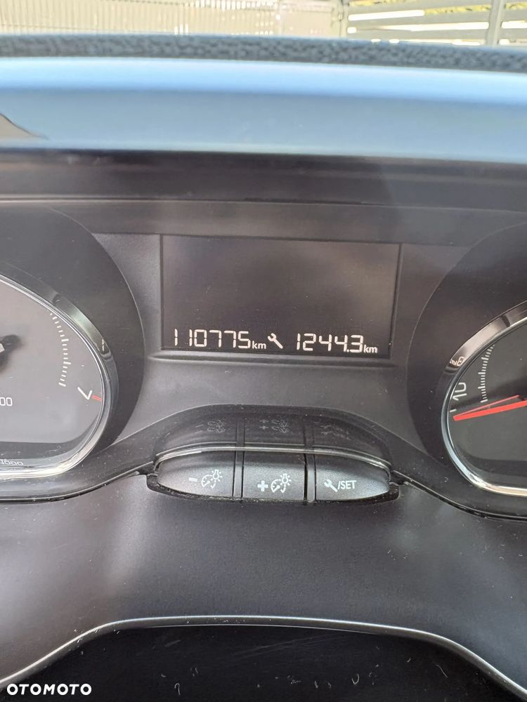Peugeot 208 68 VTI Active - 10