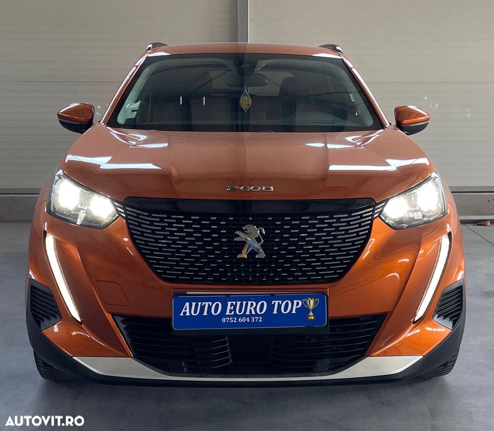 Peugeot 2008 1.2 L PureTech STT EAT8 GT Line - 17