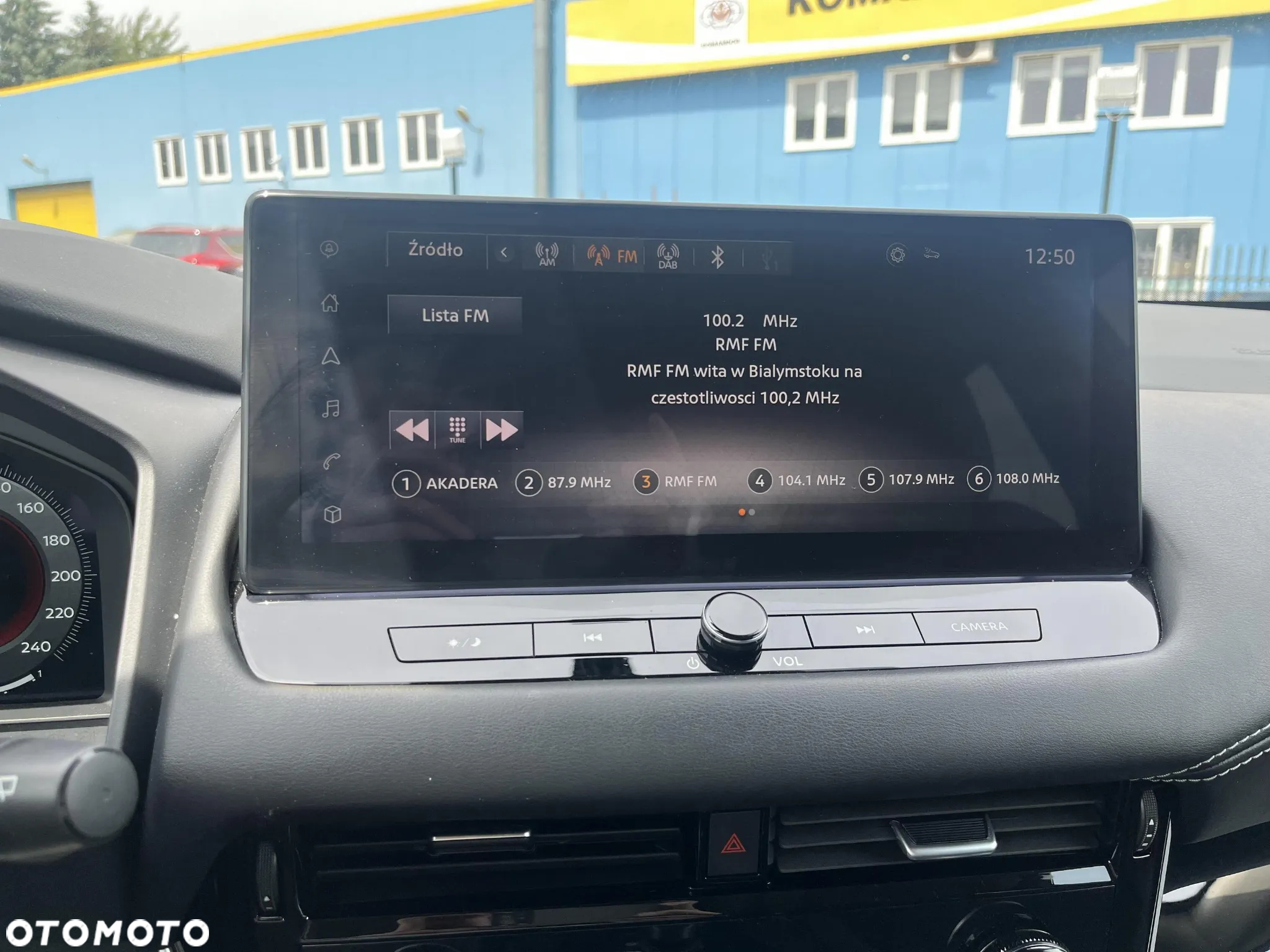 Nissan Qashqai 1.3 DIG-T mHEV N-Connecta - 24